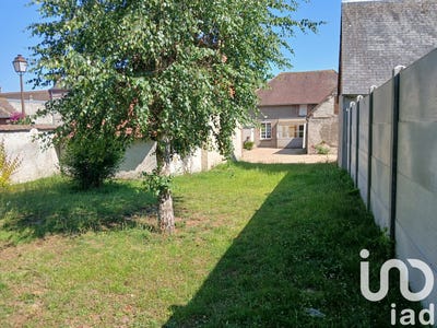 /international/fr/ezy-sur-eure-upper-normandy-310100368152/