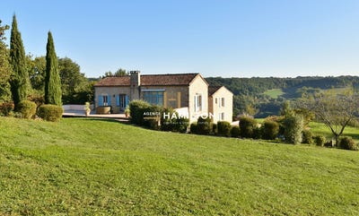 /international/fr/cordes-sur-ciel-midi-pyrenees-310108466106/