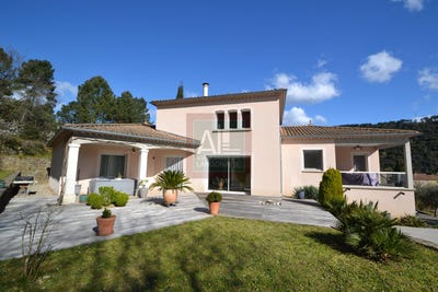 /international/fr/chambonas-rhone-310107774282/