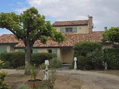 /international/fr/bergerac-aquitaine-310101488128/?lang=en