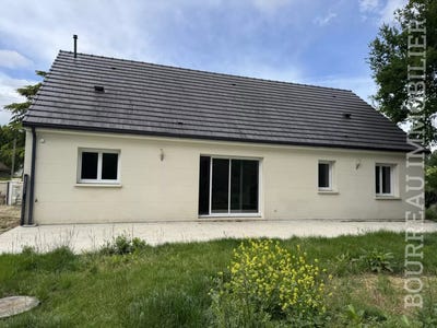/international/fr/joigny-burgundy-310108087618/
