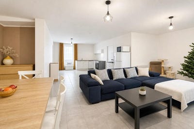 /international/fr/saint-clair-de-la-tour-rhone-310108245992/