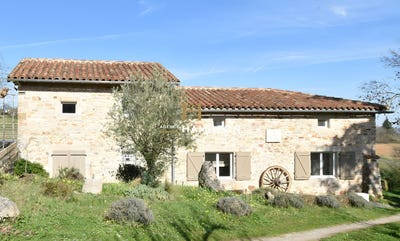 /international/fr/cordes-sur-ciel-midi-pyrenees-310107556943/