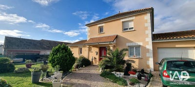 /international/fr/noyant-de-touraine-centre-val-de-loire-310103813853/