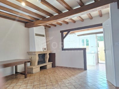 /international/fr/champignelles-burgundy-310106268809/