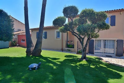 /international/fr/saint-cyr-sur-mer-provence-alpes-cote-d-azur-310101087364/?lang=pt