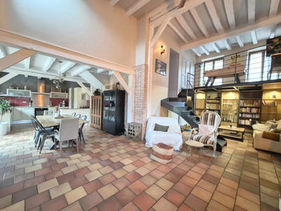 /international/fr/saint-julien-du-sault-burgundy-310098974604/