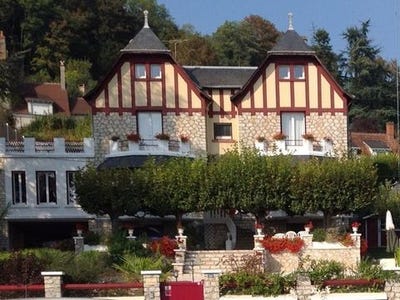 /international/fr/montrichard-centre-val-de-loire-310100363412/?lang=en