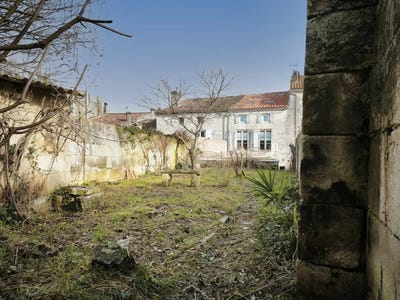 /international/fr/pons-charente-310107773047/
