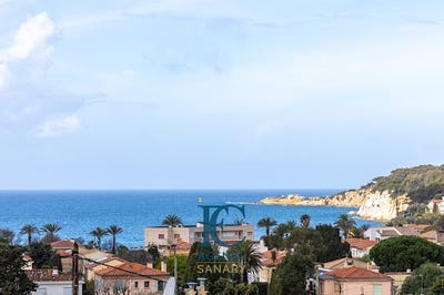 /international/fr/sanary-sur-mer-provence-alpes-cote-d-azur-310101033102/