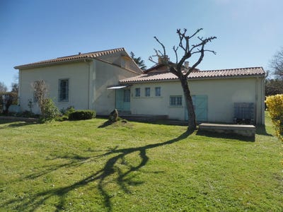 /international/fr/ponteyraud-aquitaine-310106628794/