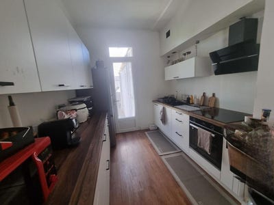/international/fr/avignon-provence-alpes-cote-d-azur-310110357818/