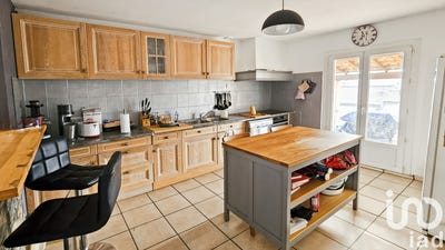 /international/fr/laudun-l-ardoise-languedoc-roussillon-310096783215/?lang=zh-cn