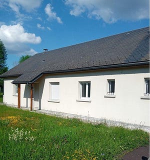 /international/fr/bourg-lastic-bourg-lastic-auvergne-310098792829/