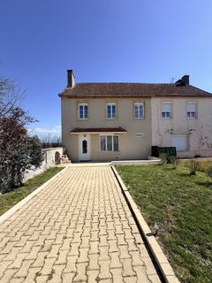 /international/fr/avrilly-auvergne-310107046800/