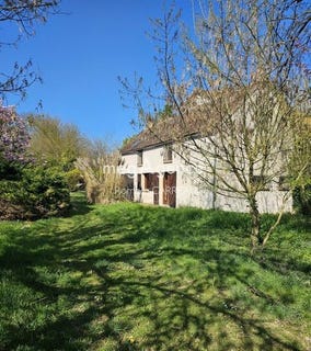 /international/fr/noyen-sur-seine-ile-de-france-310098767115/