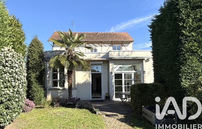 /international/fr/compiegne-picardie-310107176612/