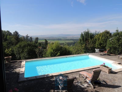 /international/fr/saint-maurice-auvergne-310106594798/
