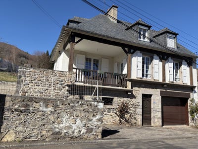 /international/fr/condat-auvergne-310107793016/
