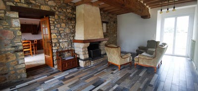 /international/fr/saint-georges-de-chesne-brittany-310098526441/?lang=zh-cn