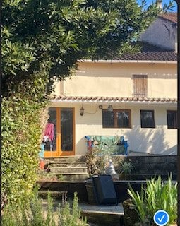 /international/fr/bourg-du-bost-aquitaine-120094890364/
