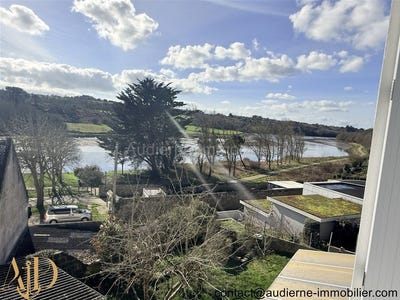 /international/fr/pont-croix-brittany-310105947330/