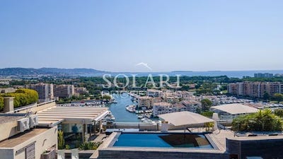 /international/fr/mandelieu-la-napoule-provence-alpes-cote-d-azur-310108455889/