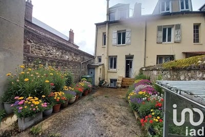 /international/fr/quillebeuf-sur-seine-upper-normandy-310100236510/
