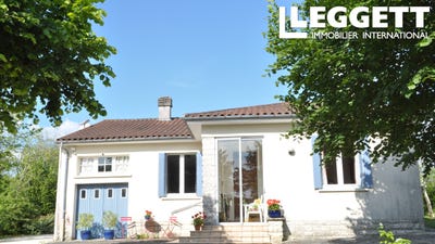 /international/fr/bourdeilles-aquitaine-310097618360/?lang=en
