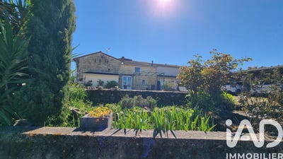 /international/fr/civrac-sur-dordogne-aquitaine-310106937407/