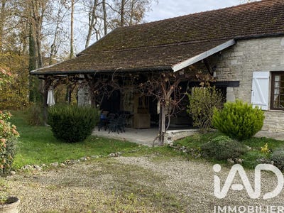 /international/fr/neuville-sur-seine-ardennes-310103763905/