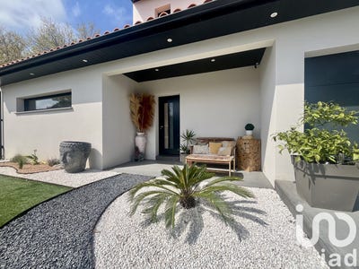 /international/fr/saint-cyprien-rhone-310105299286/