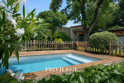 /international/fr/collonges-au-mont-d-or-rhone-310109128667/
