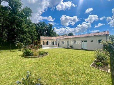 /international/fr/saint-sulpice-de-royan-charente-310107498317/?lang=th