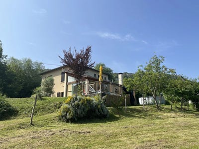 /international/fr/le-mas-d-azil-midi-pyrenees-310100576740/