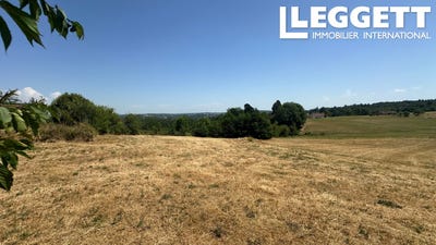 /international/fr/savignac-ledrier-aquitaine-310100662362/