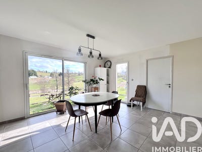 /international/fr/saint-clement-les-places-rhone-310105537419/