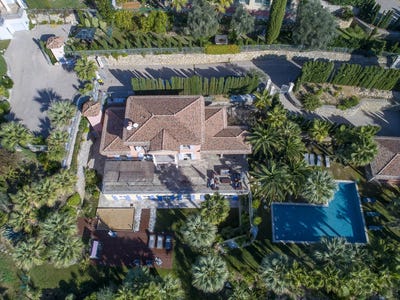 /international/fr/grasse-hh-14712627-grasse-provence-alpes-cote-d-azur-310100959960/?lang=fr