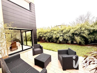 /international/fr/melesse-brittany-310105381728/