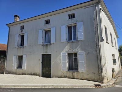 /international/fr/villefagnan-charente-310101230217/