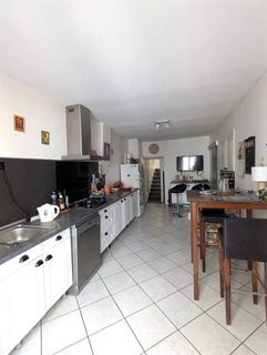 /international/fr/saint-etienne-rhone-310105748801/