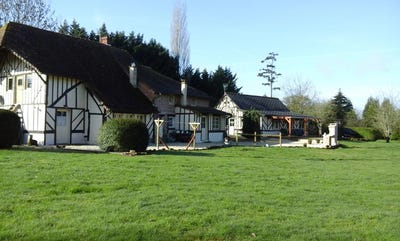 /international/fr/beuvron-en-auge-la-basse-normandie-310102590465/