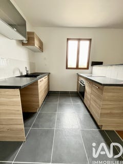 /international/fr/royeres-limousin-310105990652/