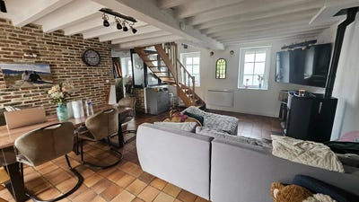 /international/fr/neuville-en-ferrain-calais-310107772961/