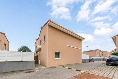 /international/fr/venissieux-rhone-310109218522/
