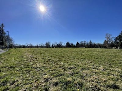 /international/fr/feytiat-limousin-310099760969/