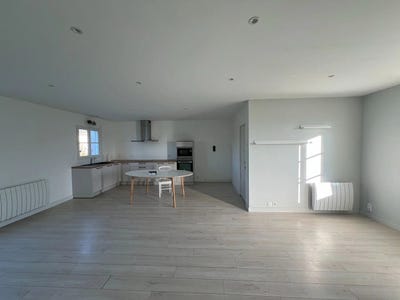 /international/fr/saint-hilaire-la-foret-pays-de-la-loire-120093704225/?lang=zh-tw