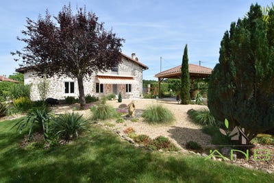 /international/fr/busserolles-aquitaine-310108727256/