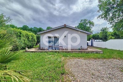 /international/fr/castelnau-de-medoc-aquitaine-310099841306/