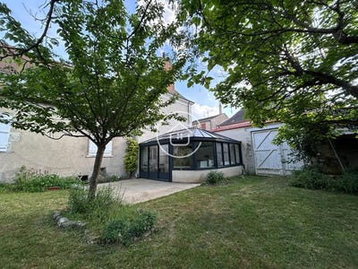 /international/fr/menars-centre-val-de-loire-310098838272/?lang=zh-tw